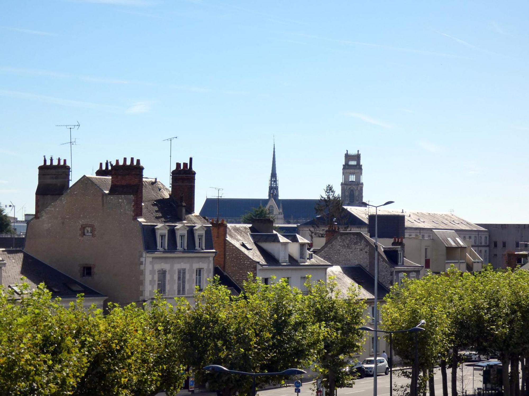 T3 57m2 Avec Balcon Proche Gare Sncf, Wifi Et Cafe Et The Offerts Apartment Orleans